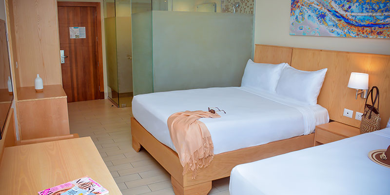 2018-Tropical-Rooms_06