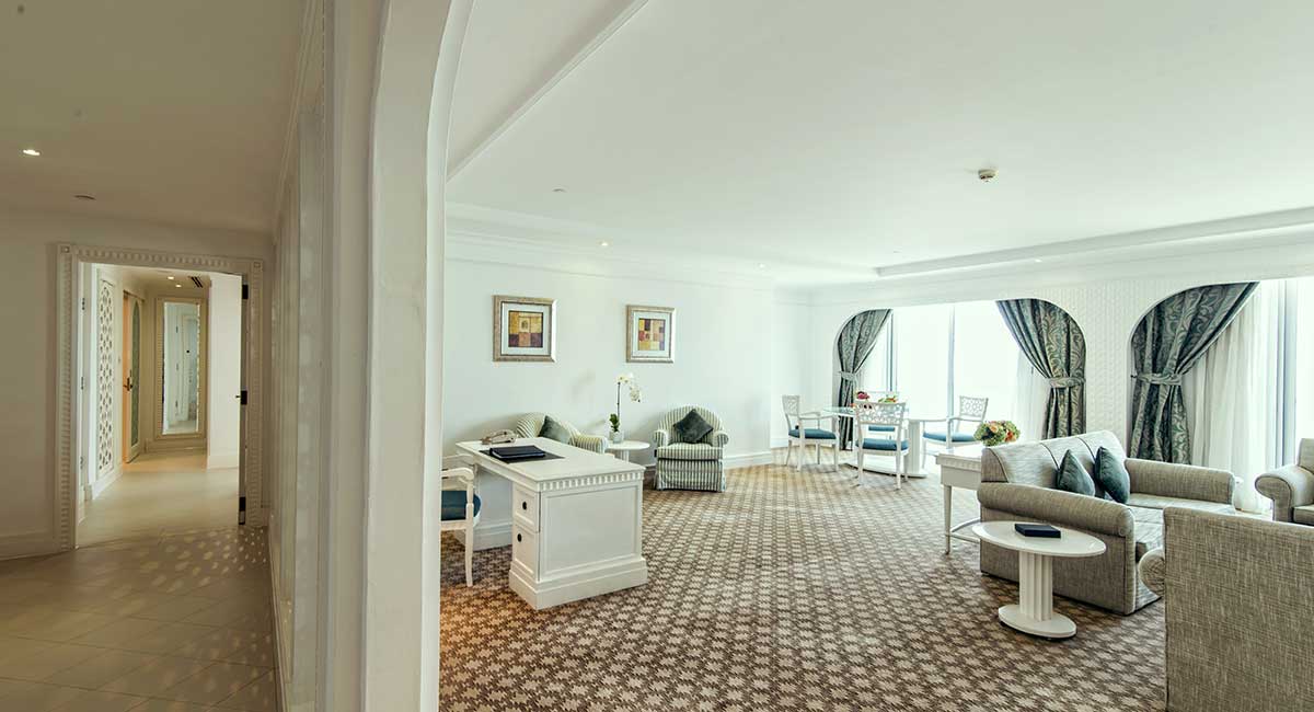 HGR-Ambassador-Suites-3
