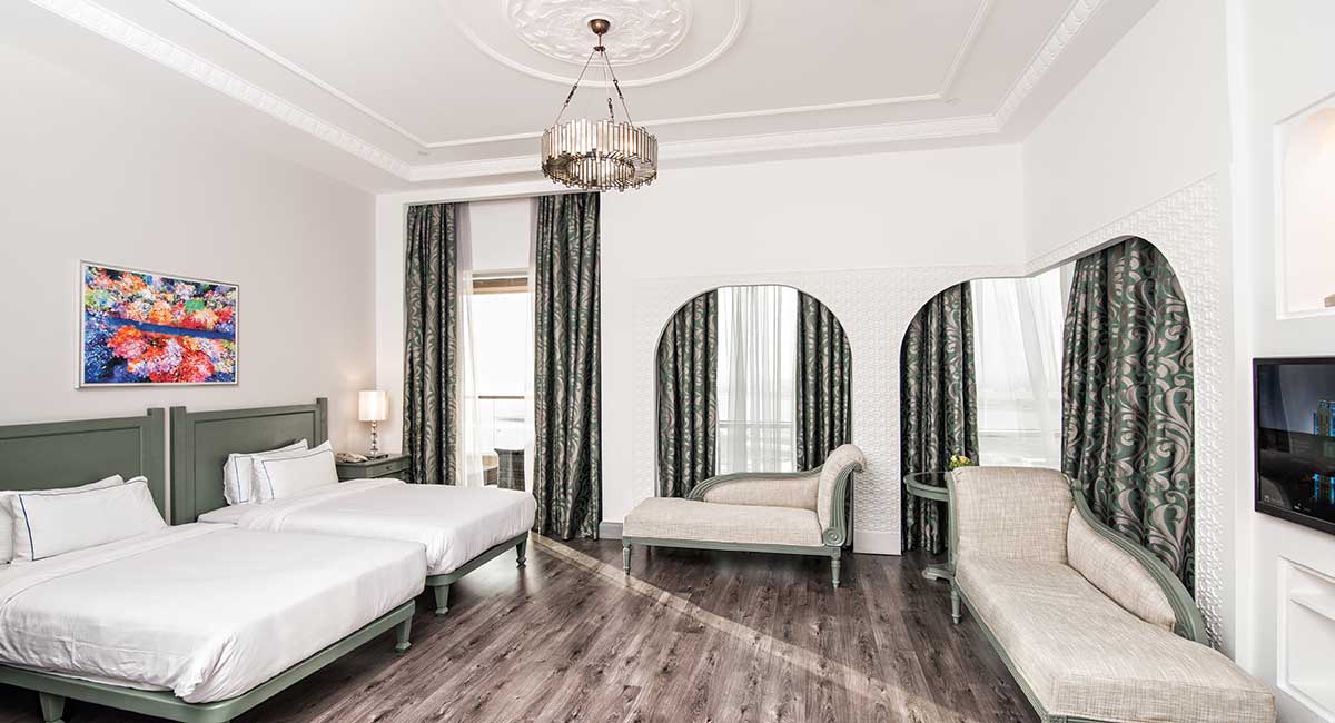 HGR-Royal-Suite-7