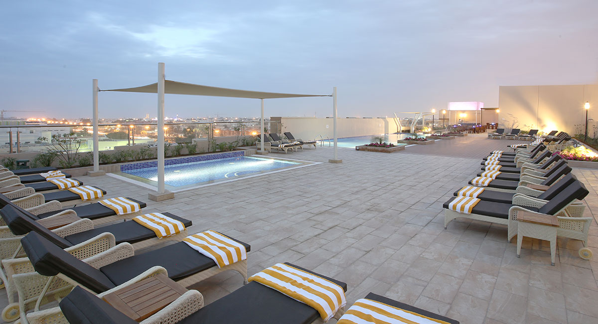 Metropolitan-Swimming-Pool-14