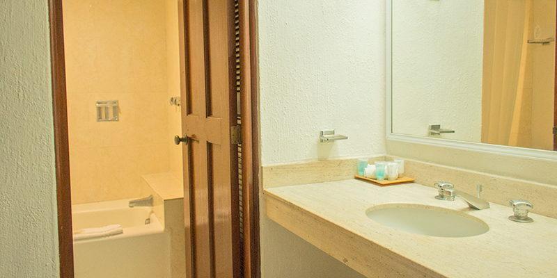 Suite-Marina-View-4